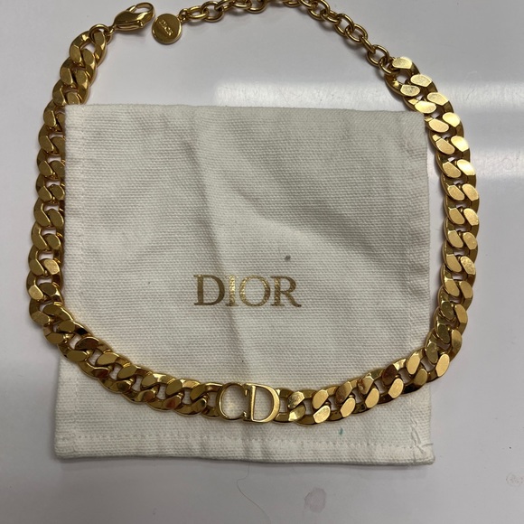 Dior 30 Montaigne Choker - Picture 2 of 2